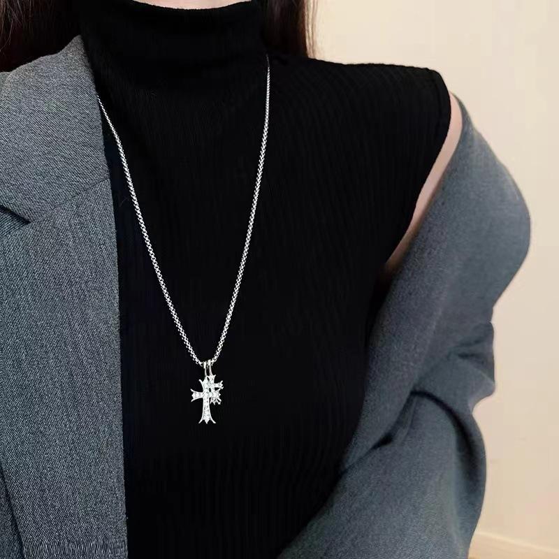 Light Luxury Gothic Cross Pendant Choker Necklace For Women Girls Punk Vintage Versatile Sweater Chain Jewelry Accessories Gifts