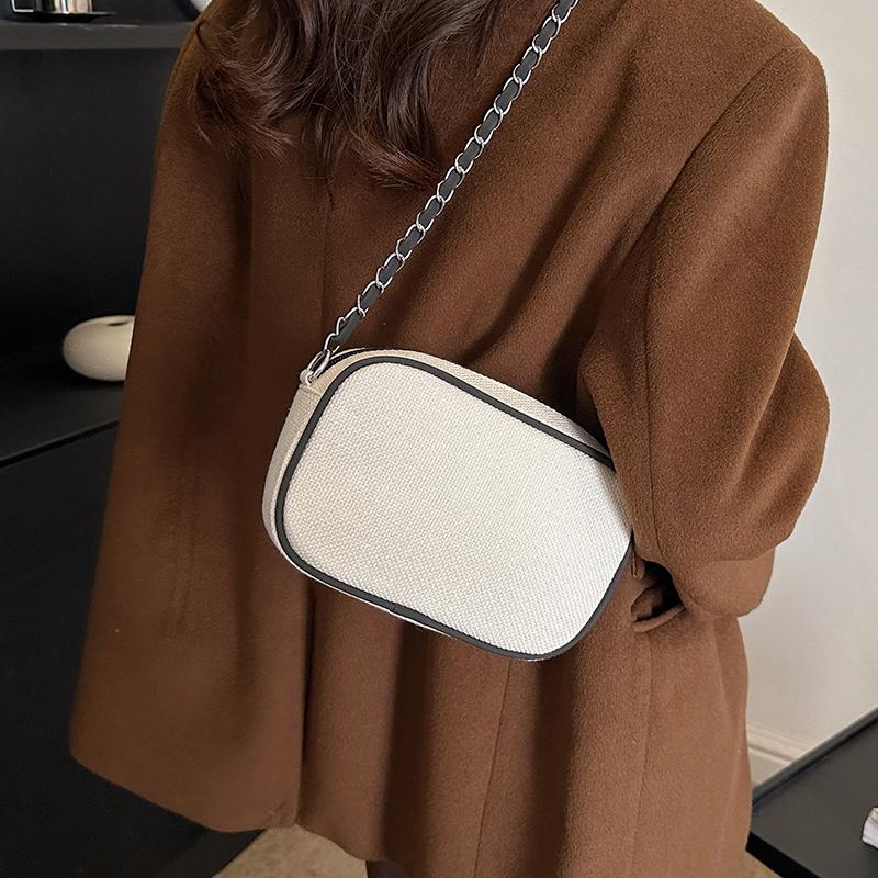 Small Shoulder Bag for Women  Casual Bags  Female Fashion Crossbody Messenger Chain Bags  High Quality  New Fashion