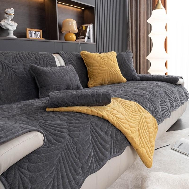 Nordic Style Thick Sofa Cushion Quilted Sofa Towel Anti Slip Dirt Resistant Cat Scratch Resistant Couch Mat Banana Leaf Pattern Slipcover 1PCS