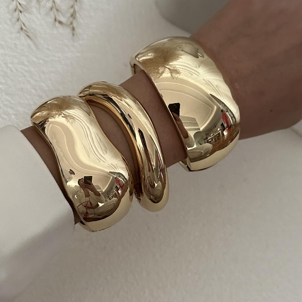 Exaggerated Metal Smooth Irregular Bracelet for Women Vintage Geometric Big Chunky Wide Cuff Bangle Hip Hop Punk Jewelry Gift
