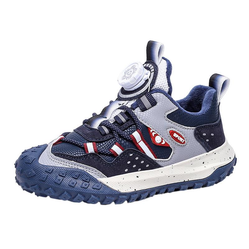 Chaussures pour garçons, chaussures de sport 2025 hiver nouveau deux-coton chaud surface en cuir imperméable enfants moyens et plus âgés bouton rotatif antidérapant