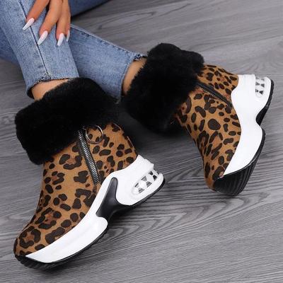Winter New Korean Version Women's Shoes Suede Short Tube Snow Boots with Plush Insulation and Height Increasing Cotton Boots