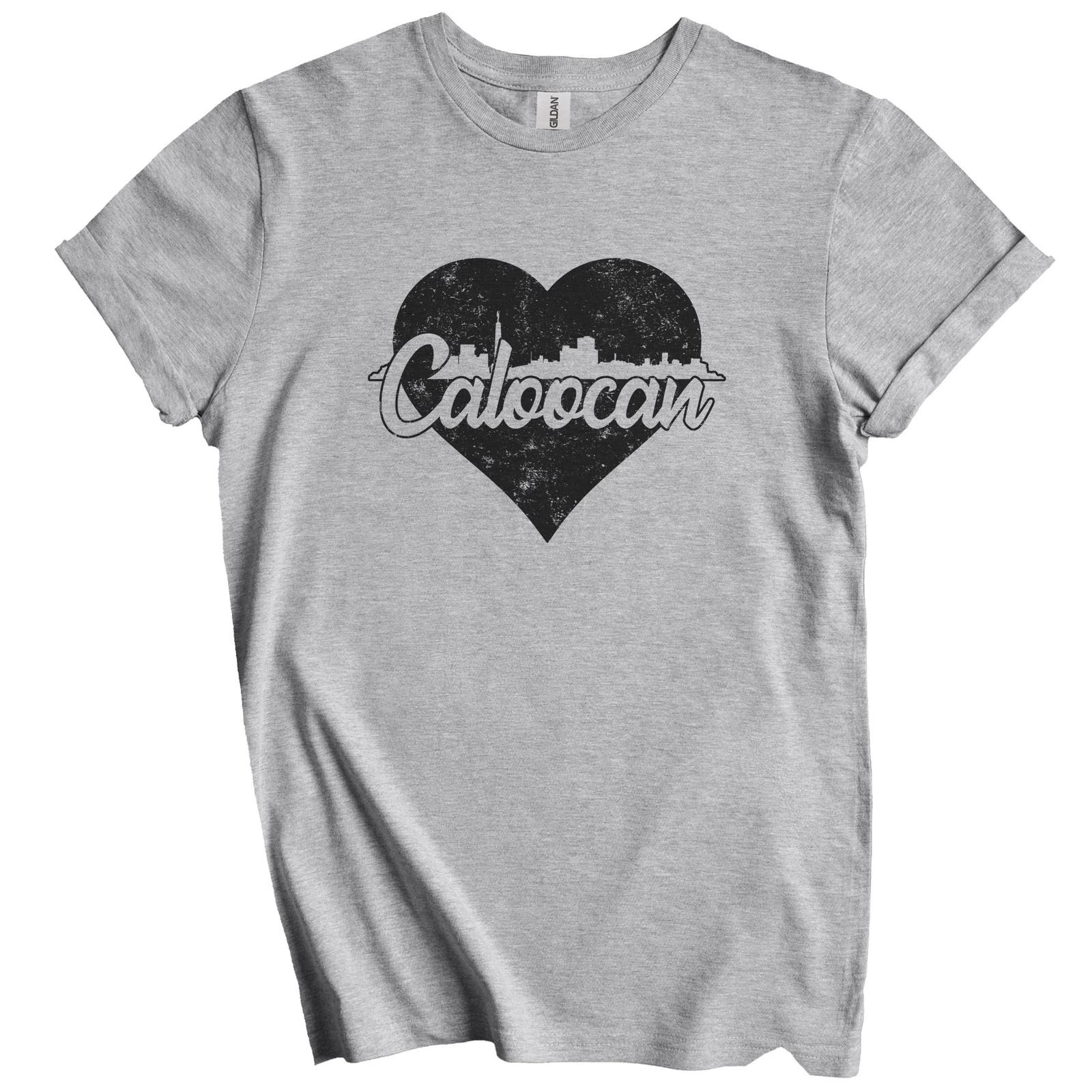 Retro Caloocan Philippines Skyline Heart Distressed T-Shirt 4XL