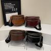 Today's popular small bags women's bags autumn and winter new niche versatile messenger bags sports style saddle bags