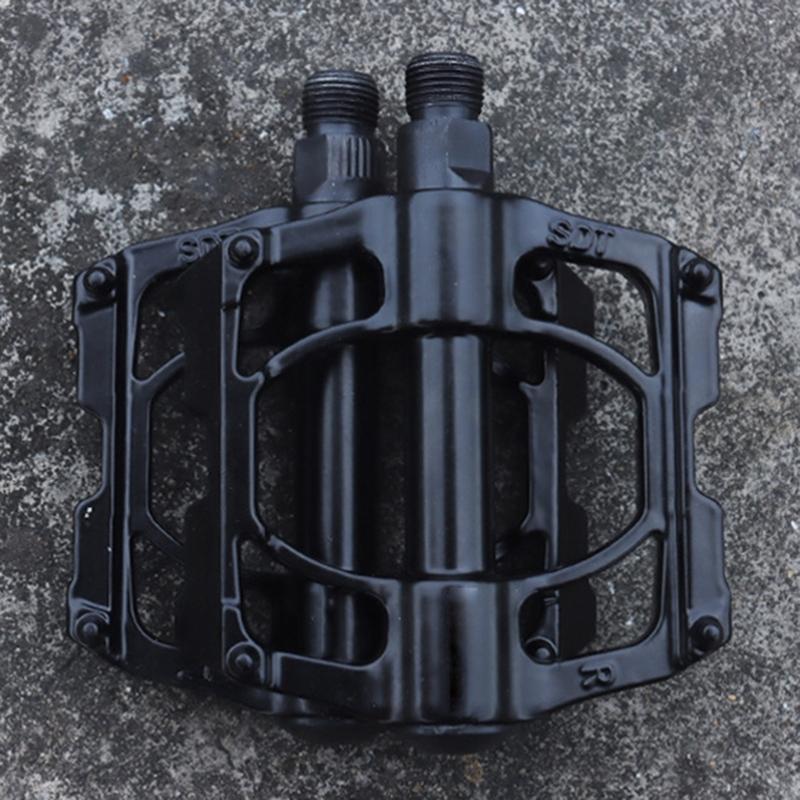 Aluminum Alloy Mountain Bicycles Pedals 4 Seal Bearings Nonslip Bicycles Pedals Wide Flat Cycling Pedals Enduring