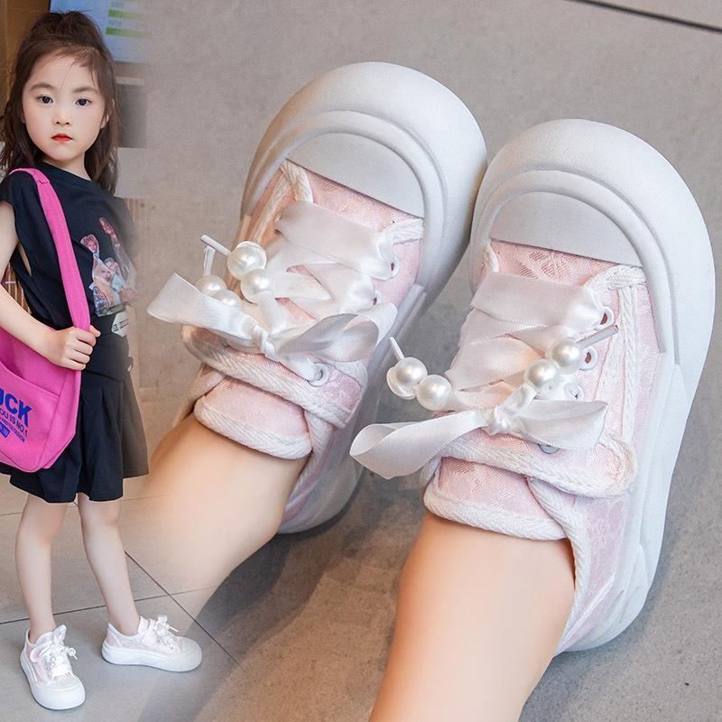 New summer canvas shoes for girls, breathable and comfortable athletic sneakers, stylish and casual white shoes