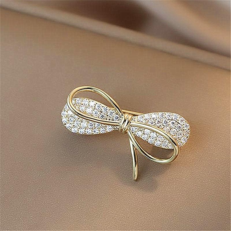 

Korean Glasses Crystal Rhinestone Brooch Pin Men s Suit Shirt Luxulry Brooches Scarf Corsage Lapel Pins Fashion Jewelry Gifts