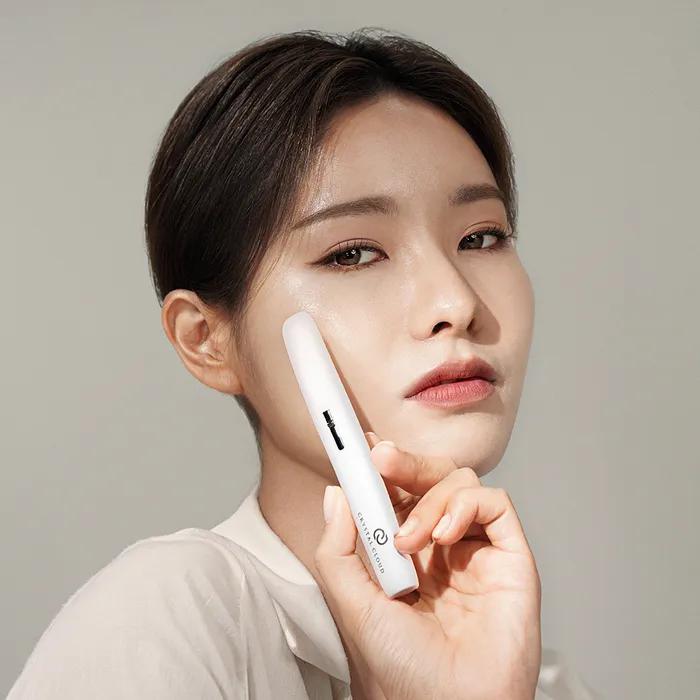 Crystal Cloud Electric Eyebrow Trimmer