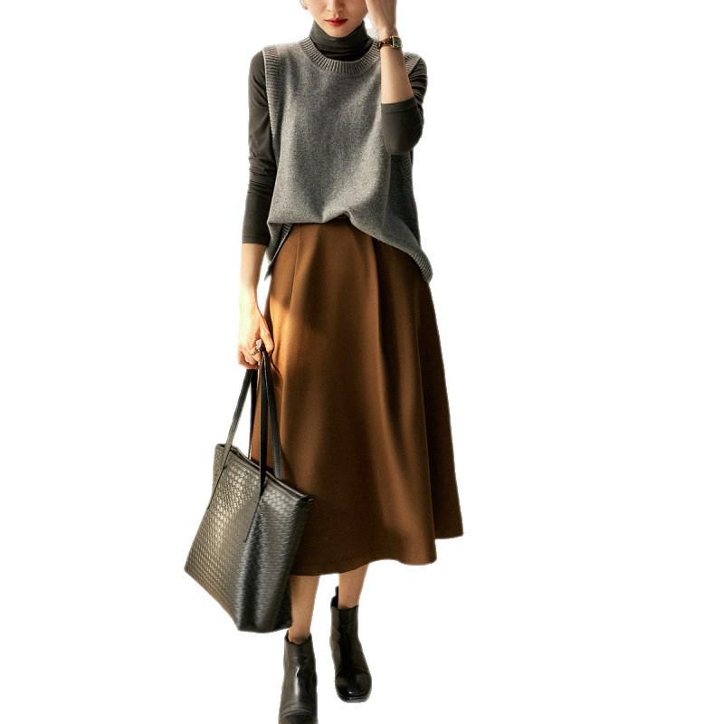 2025 Autumn/Winter Retro Women's Layered Knit Vest Top