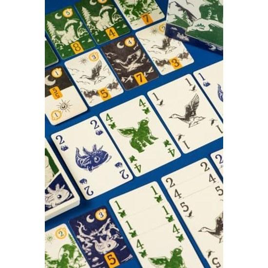 Arclight Circadia (for 2-5 players 25 minutes suitable ages 10 up) board game