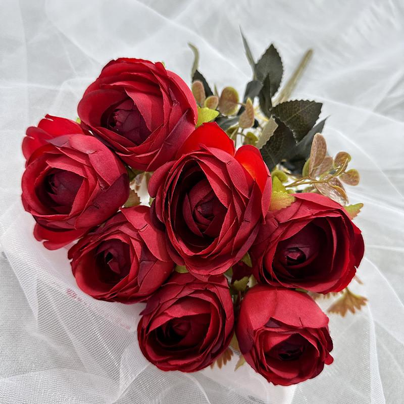 Artificial Rose Bouquet For Wedding Decor And Photography Props With Silk Fabric Material