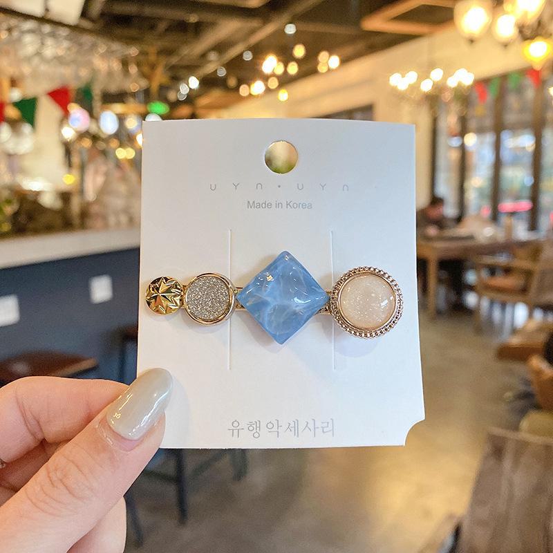 Haarnadel im koreanischen Stil mit Metallperlen und Strasssteinen für Damen