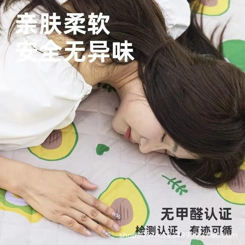 Heavy Duty Waterproof Picnic Blanket Camping Outdoor Use 2x2m Ultra Thick Anti-Slip Moisture Proof Mat