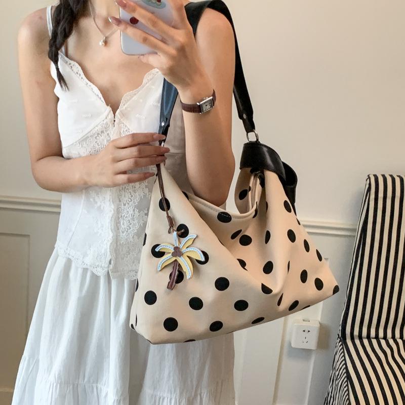 2026 Lightweight Versatile Polka Dot Bag for Women: Large Capacity Shoulder, Crossbody, or Hobo Style for Relaxed Commuting