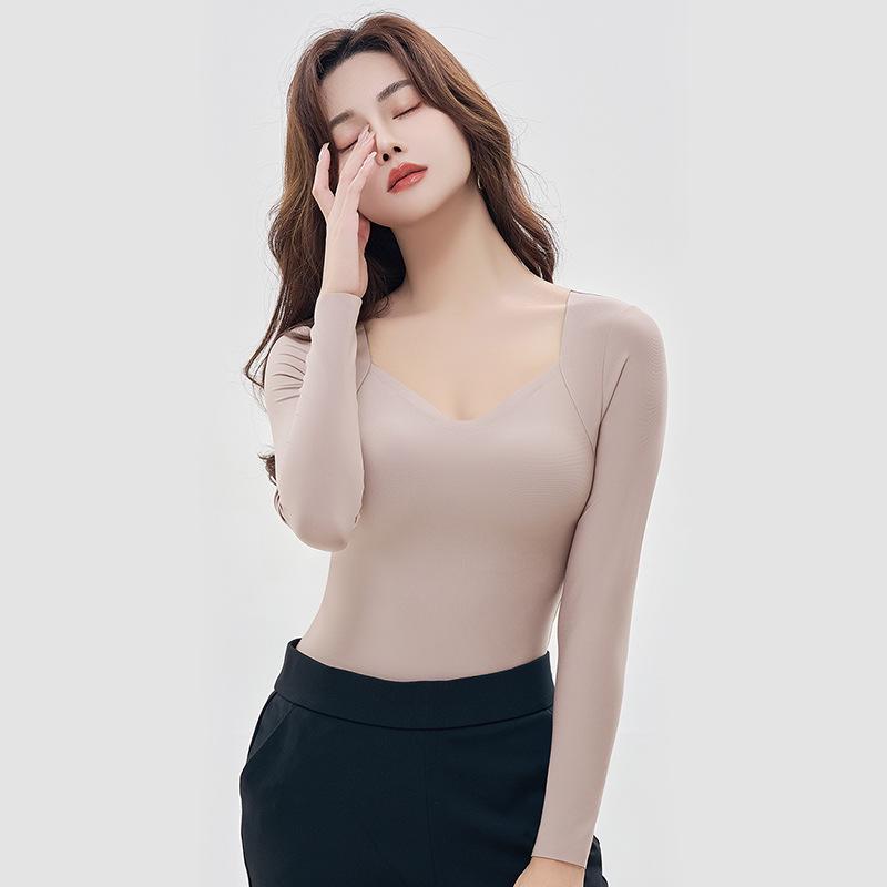 "Hyaluronik Asit İçeren Dikişsiz V Yaka Uzun Kollu Göğüs Pedli Tişört"