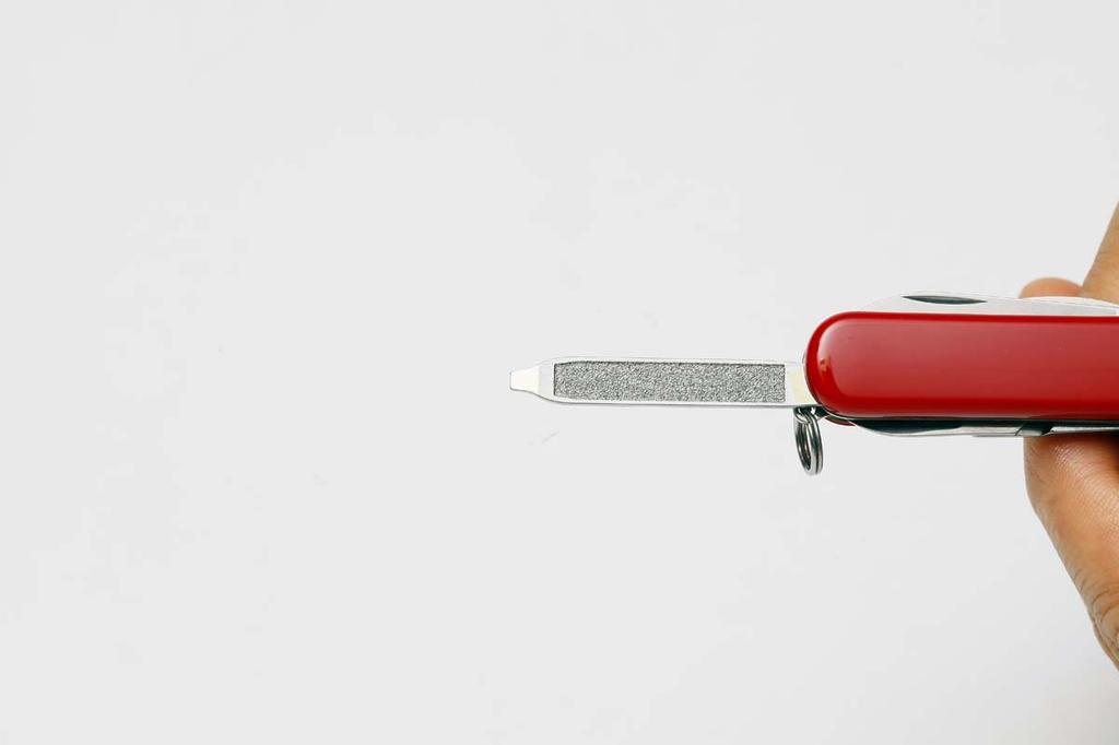 Victorinox Klasický švýcarský armádní nůž SD ALOX Multifunkční nůž Venkovní kempingové nůžky s plochým šroubovákem vybavený pilníkem na nehty