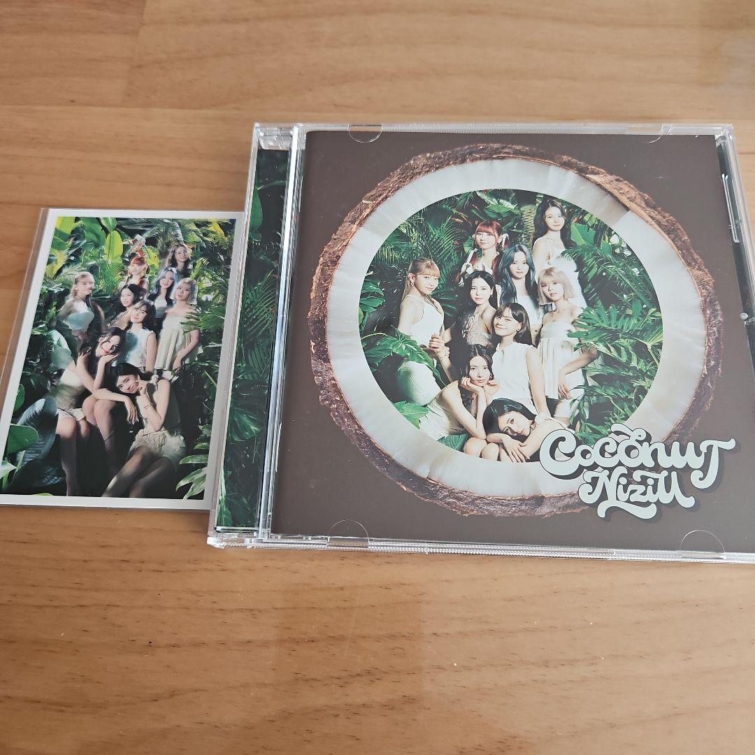 

[USED] NiziU Coconut album with photo card