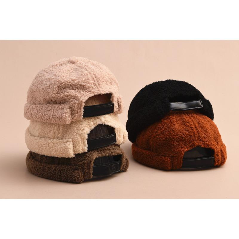 Hat Men's Winter Vintage Lamb Plush Hip Hop Landlord Hat Korean Versatile Gua Skin Hat Simple and Fashionable Beret Hat Women's Fashion