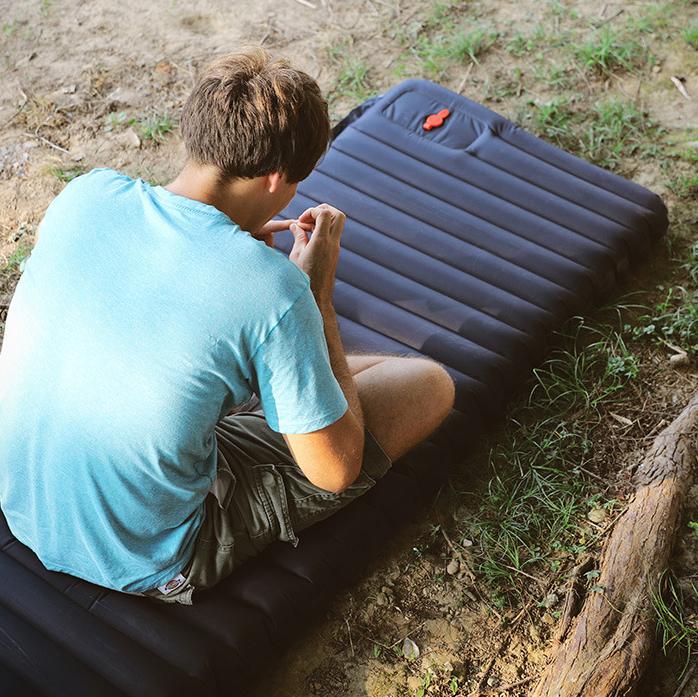 Outdoor Camping Automatická přenosná nafukovací postel Plážová podložka Pikniková podložka skládací TPU vzduchová podložka