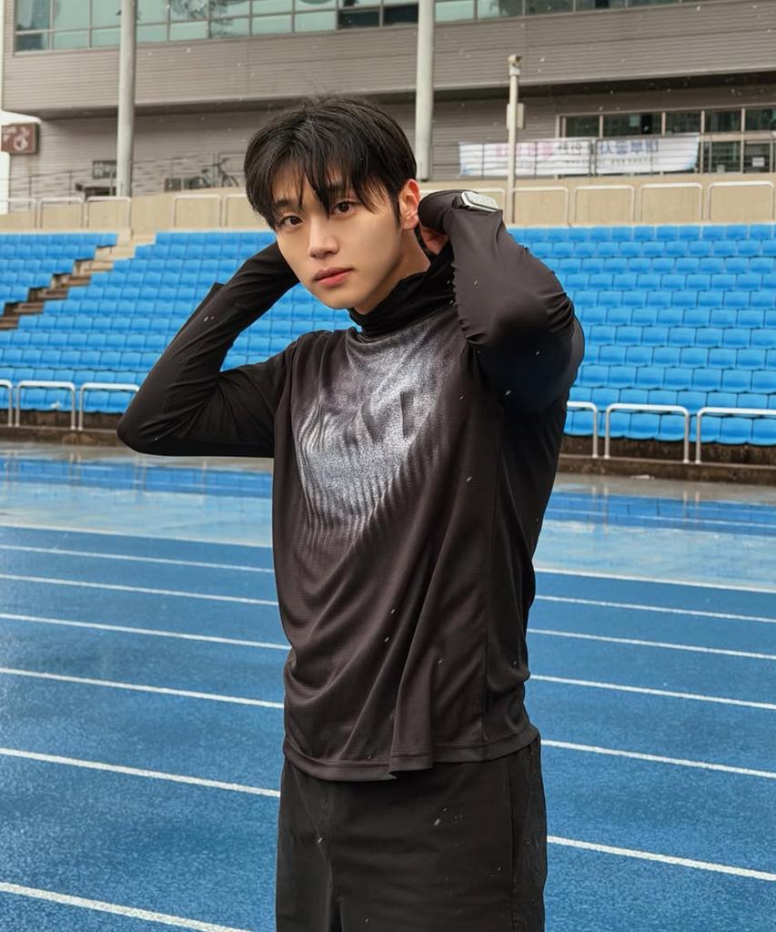 RRIG Uni Balaclava Grid Mesh Watch Hole Long Sleeve T-Shirt_Bk R1Ts2105