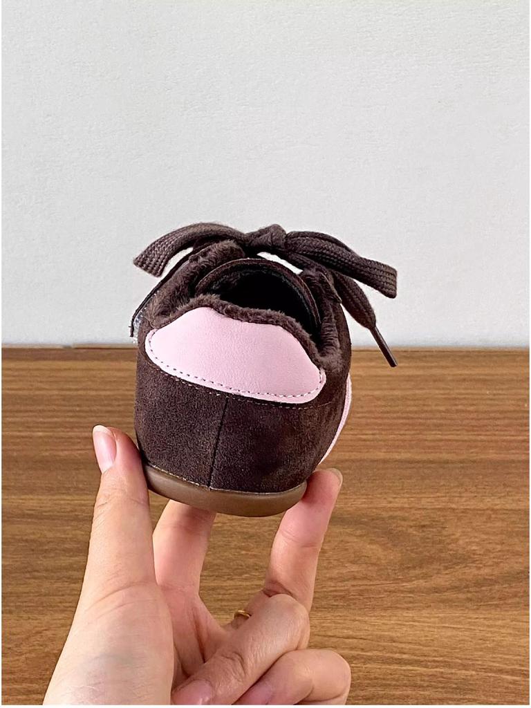 Girls' Winter 2025 Casual German Sports Shoes - Stylish, Plus Velvet, Warm, Anti-slip Skate Shoes