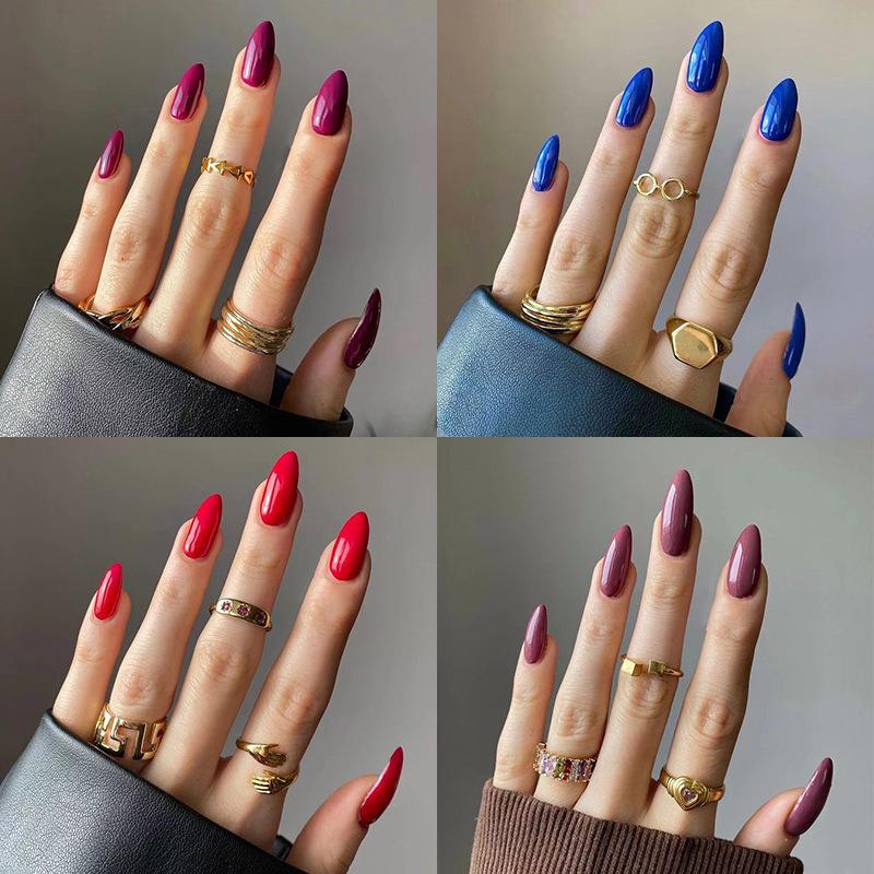 Mittelange einfarbige Aufkleb-Nagelspitzen - Fortgeschrittene Nailart-Patches