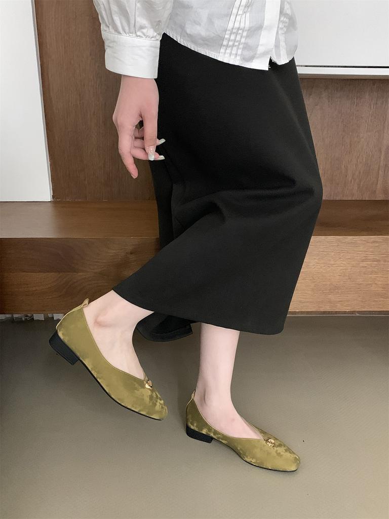 fashion Women Loafers Fashion Autumn Spring Dress Shoes Low Flat Heeled Black White Red Green Elegant Dance Mary Janes Slip On Work Shoe