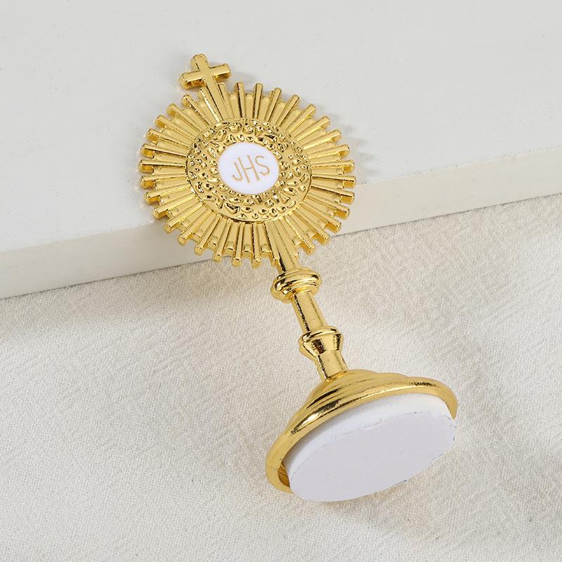 Elegant Metal Art Craft Eucharist Monstrance - Home Office Desk Decor & Car Dashboard Religious Ornament with Detachable Base