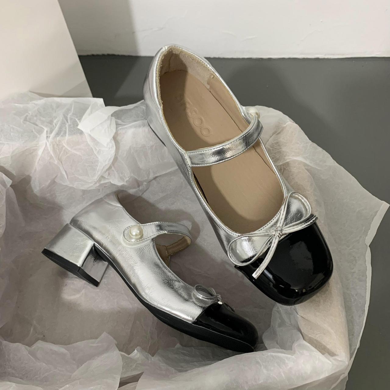 

Туфли Мэри Джейн в стиле французской феи, весна-лето, новые удобные туфли на толстом каблуке, высокие каблуки, маленькие ароматные туфли с бантом 35 серебряный