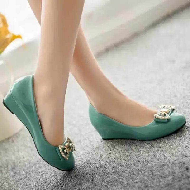 Women Cute High Quality Green Patent Leather Spring Slip On Wedge Heel Shoes Lady Black Office Work Comfort Heel Shoes Ga681