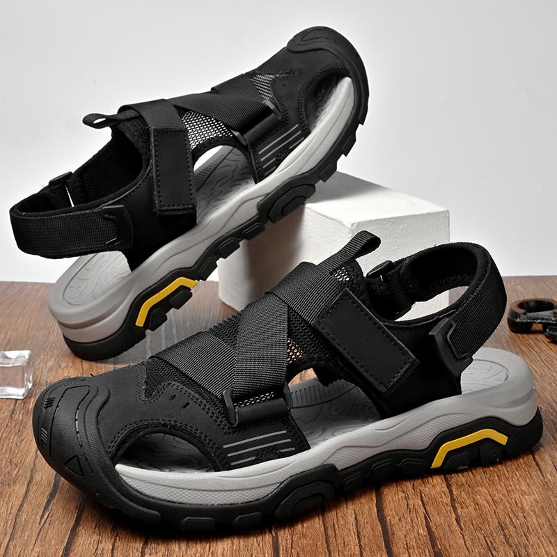 Fashion Outdoor Travel Sandals for Men Summer Beach Flats Quick Dry Water Hiking Shoes Outwear Male Driving Sandals New Simple Slippers