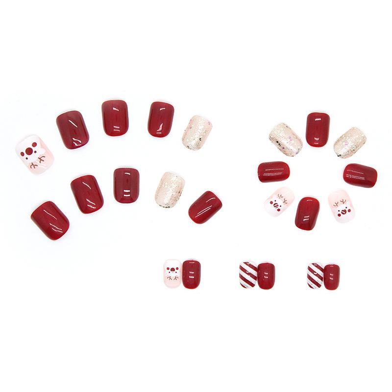 24 Pieces White Pomegranate Red Cute Elk Manicure Christmas Atmosphere Wear Nail Autumn, Winter and New Year Fake Nails