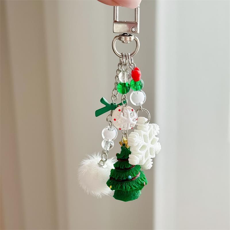 

Cute Christmas Tree Santa Claus Keychain Pendant Bow Fur Ball Bead Phone Chain Bag Hanging Backpack Charm Keyring Accessory Gift