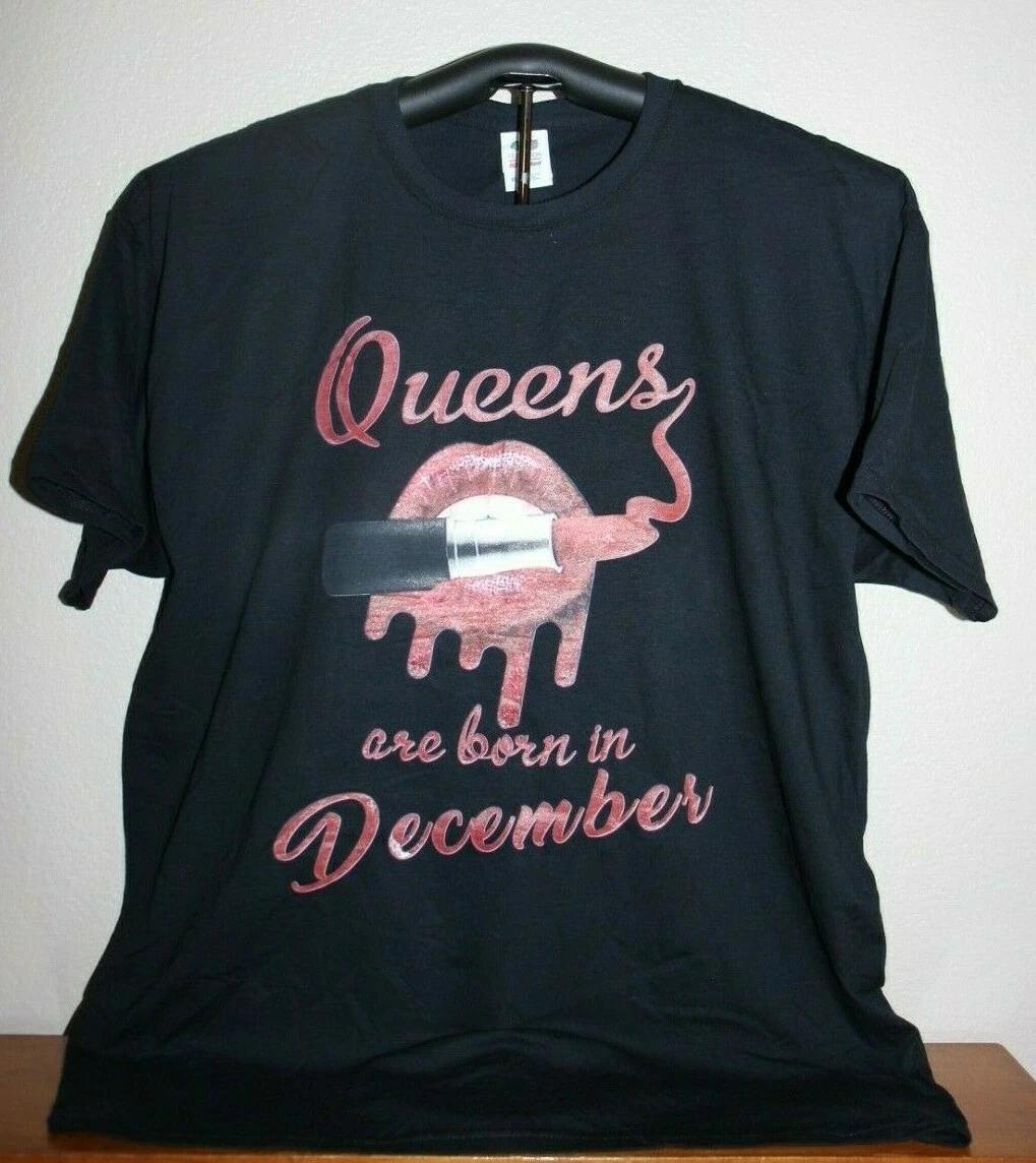 Queens are born in December (Lips and Lipstick) T Shirt, XL Black 2XL
