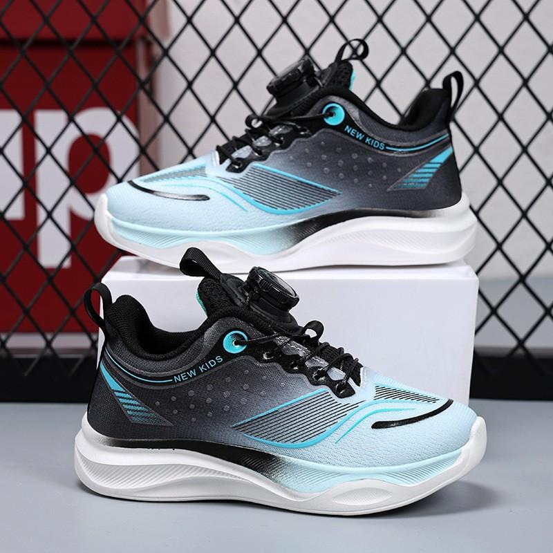 Youth style shoes Boys Breathable Flyknit Running Shoes With Non-Slip Sole Lightweight Kids Athletic Sneakers Indoor Outdoor Use
