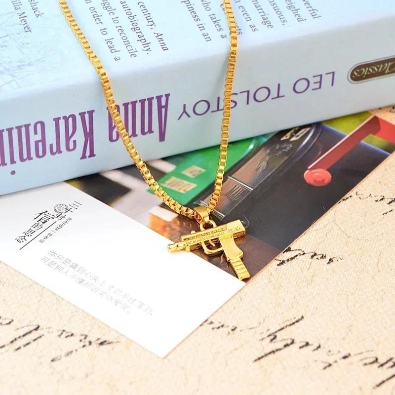 Unisex Męski Złoty Naszyjnik z Zawieszką w Kształcie Pistoletu Maszynowego Długi Łańcuszek Modna Biżuteria Naszyjniki Hurt Łańcuszki dla Mężczyzn Naszyjnik