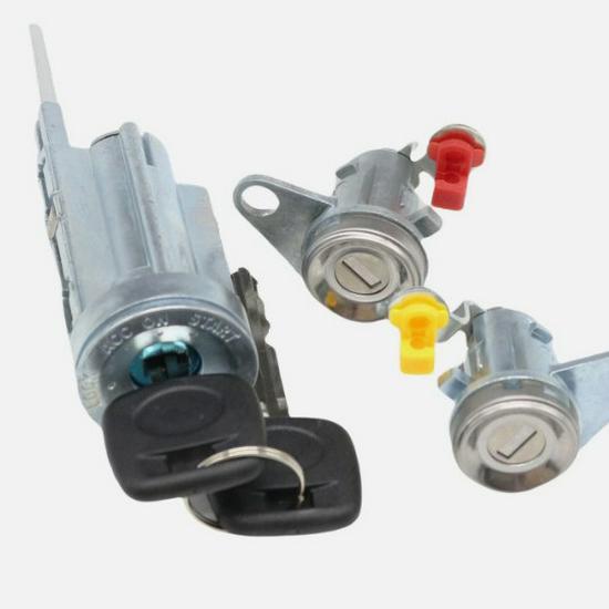 Toyota Corolla 1993-1997 Ignition & Door Lock Kit with Keys