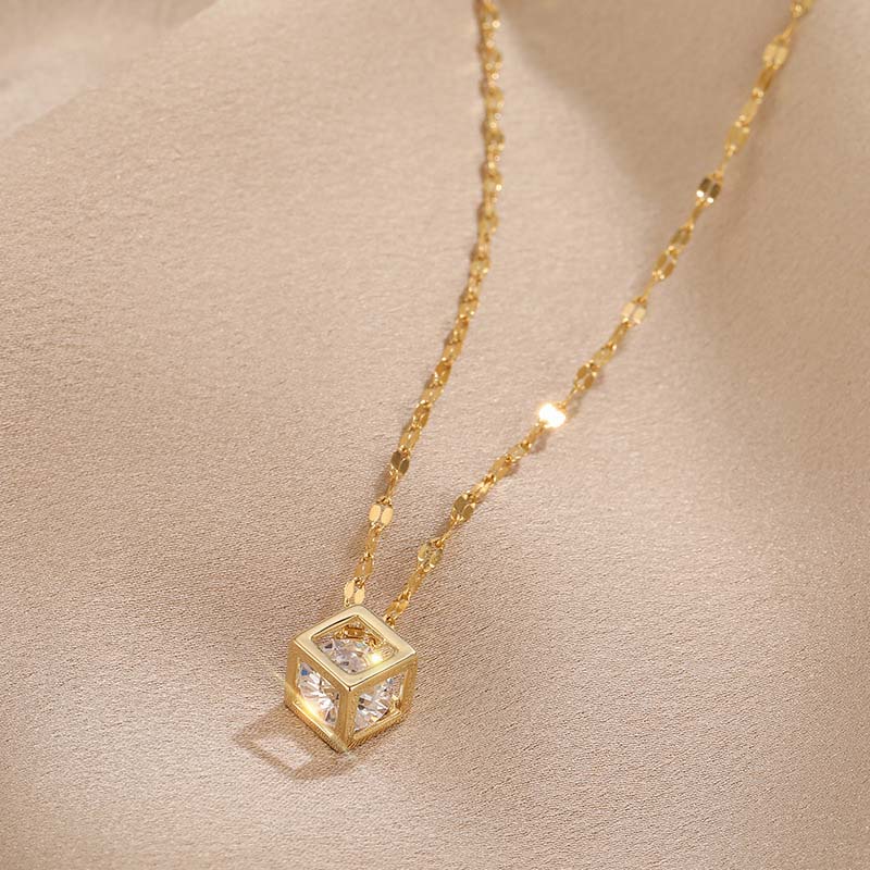 

Stainless Steel Square Pendant Necklace For Women Fashion Classic Zircon Crystal Hollow Clavicle Chain Necklace Zircon золотой