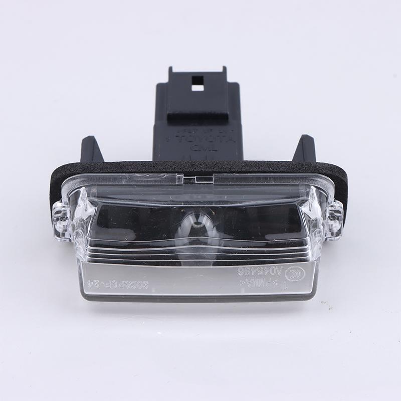 

81270-0F020 Rear License Plate Light, License Plate Lighting, Decorative Lights For Cars (Tail License Plate Light) 81270-0F020 1PCS