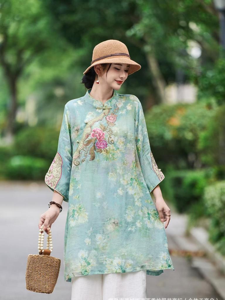 2026 Spring/Summer Women's Chinese Style Embroidered Ramie Shirt with Stand Collar and Pipa Buttons