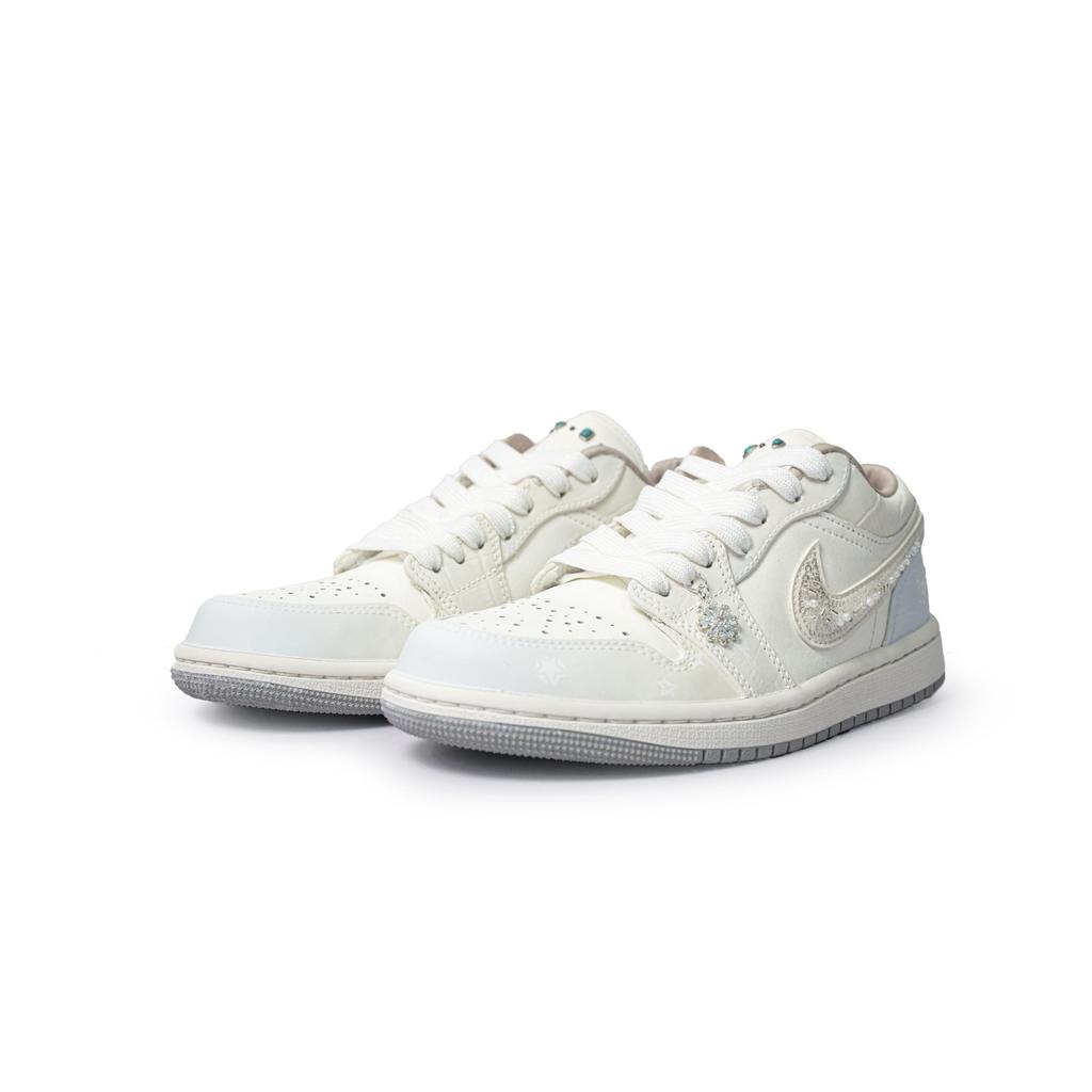 Jordan Air Jordan 1 Floral Champs Low Top Vintage Basketball Shoes Women's Beige Blue IH7323-100(Team196-)