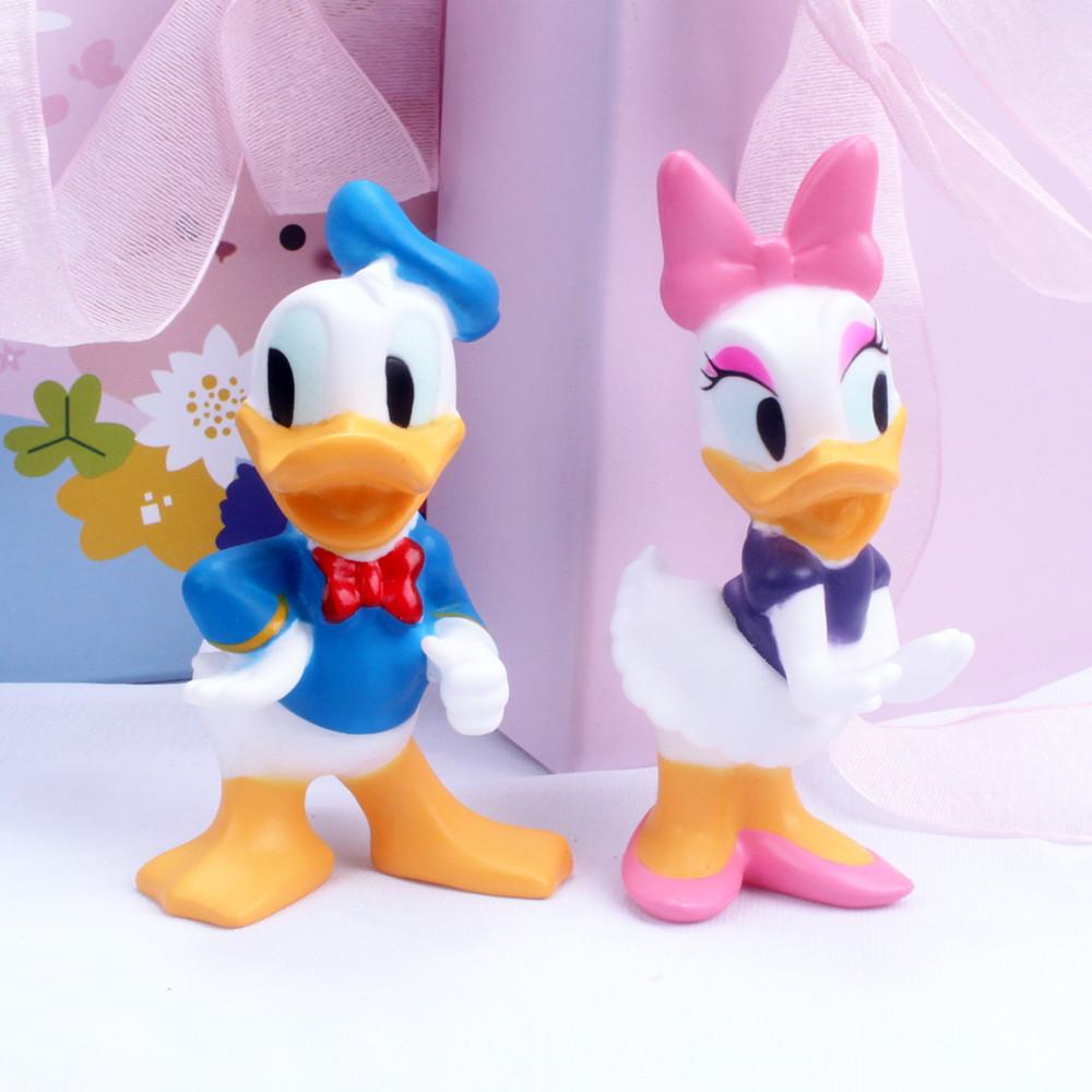 Disney Anime Cartoon Donald Duck Cake Decoration Action Figure Mini Pvc Handmade Model Toys Ornament Kids Charm Gifts