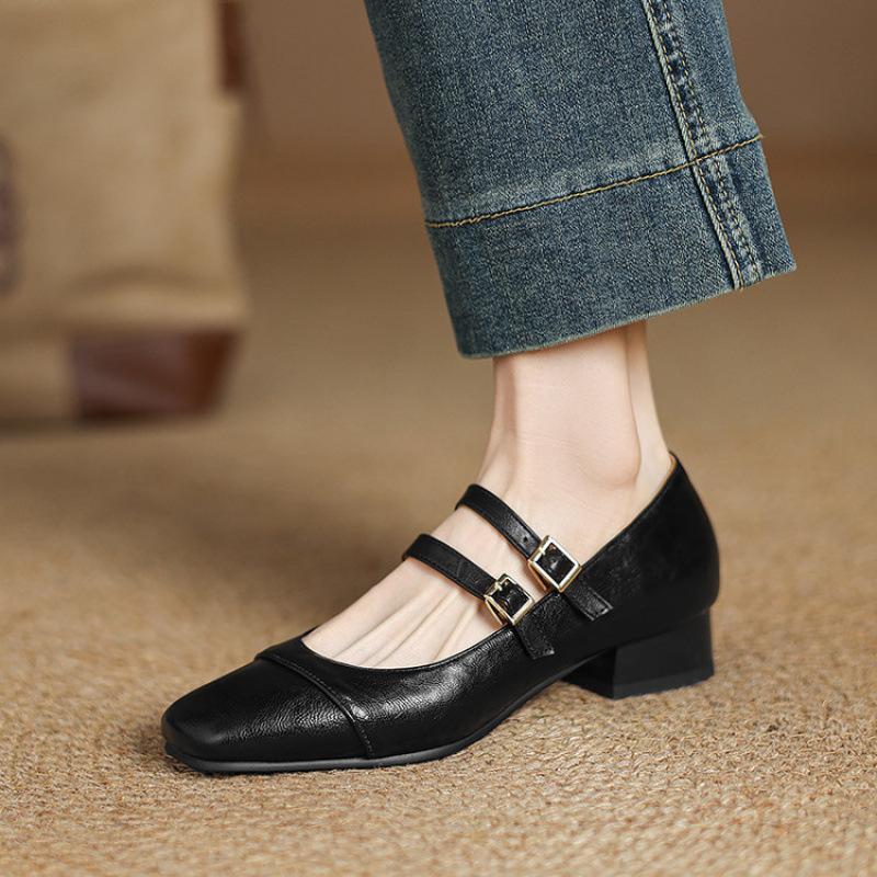 New women's casual single shoes light mouth solid color low heel soft sole size women's shoes flat heel buckle square head lazy shoes