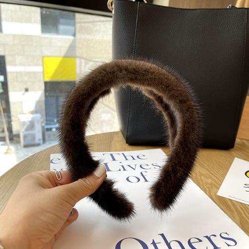 

Маленькая красная волосатая повязка на голову для лица, повязка на голову из меха норки, женская зимняя повязка на голову, модные плюшевые аксессуары для волос