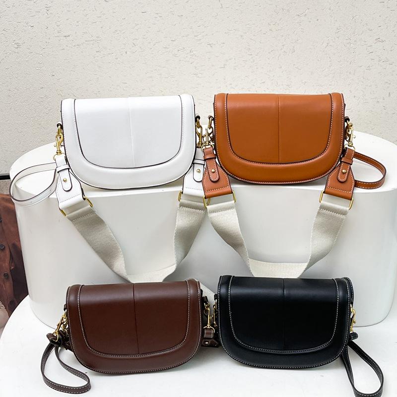 Saddle Bag, Simple and Fashionable, for Daily Commuting, Casual Single-shoulder Crossbody Bag