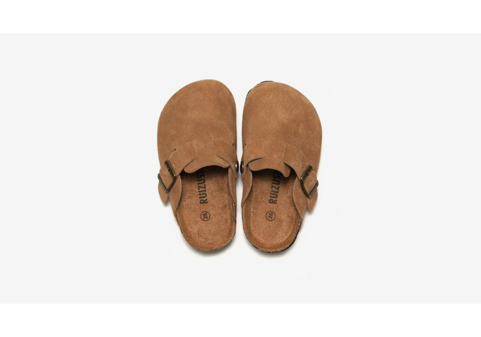 RUIZUSTOCK Kids' Cork Slippers: Soft Autumn/Winter Beach Shoes, Closed-Toe Matte Leather for Boys & Girls