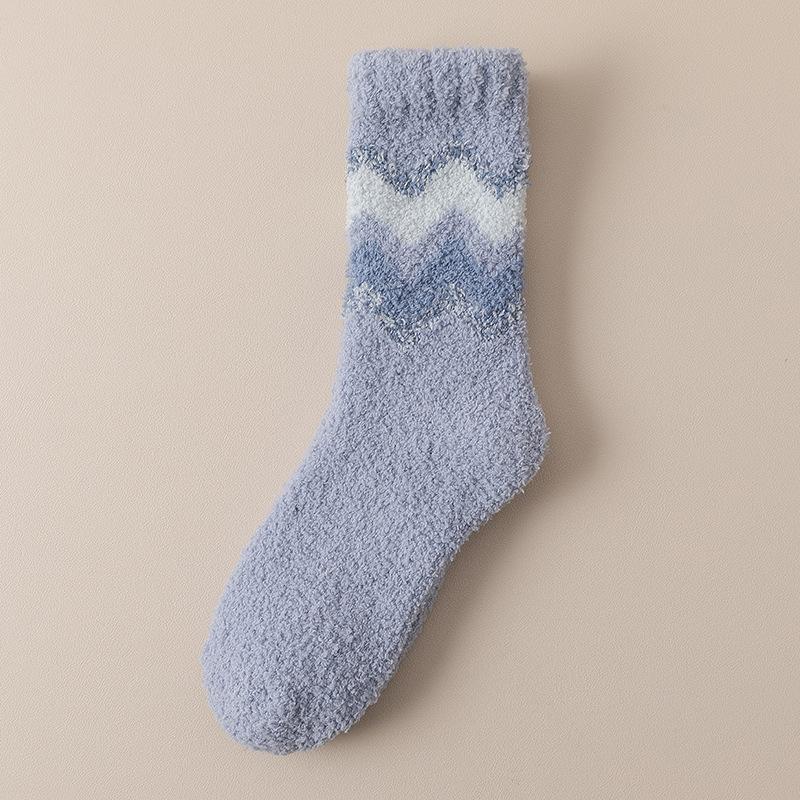 Coral Velvet Socks Women's Fall Winter Thick Mid-tube Socks Wavy Socks Warm Floor Socks