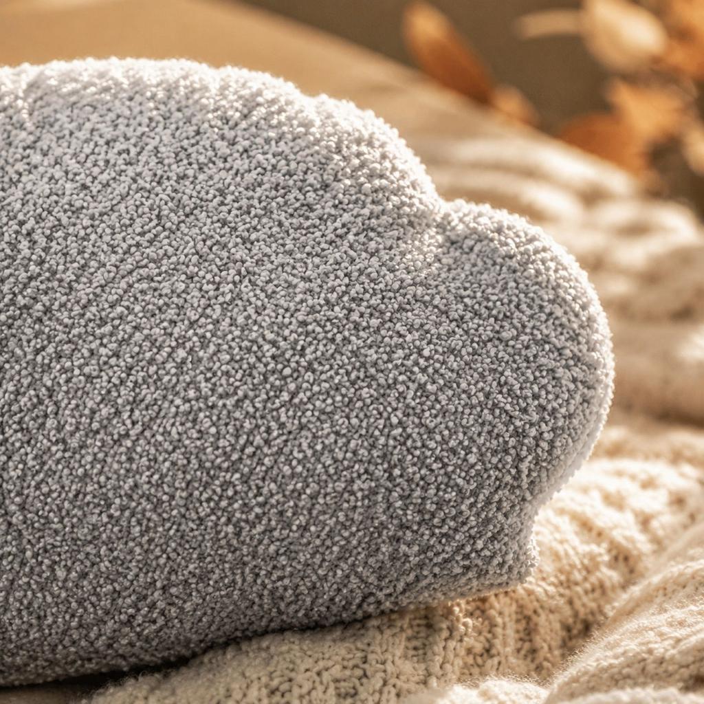 Decorative Ghost Shaped Throw Pillow Soft Plush Cushion for Home Sofa Bedroom Living Room Seasonal Holiday Decoration