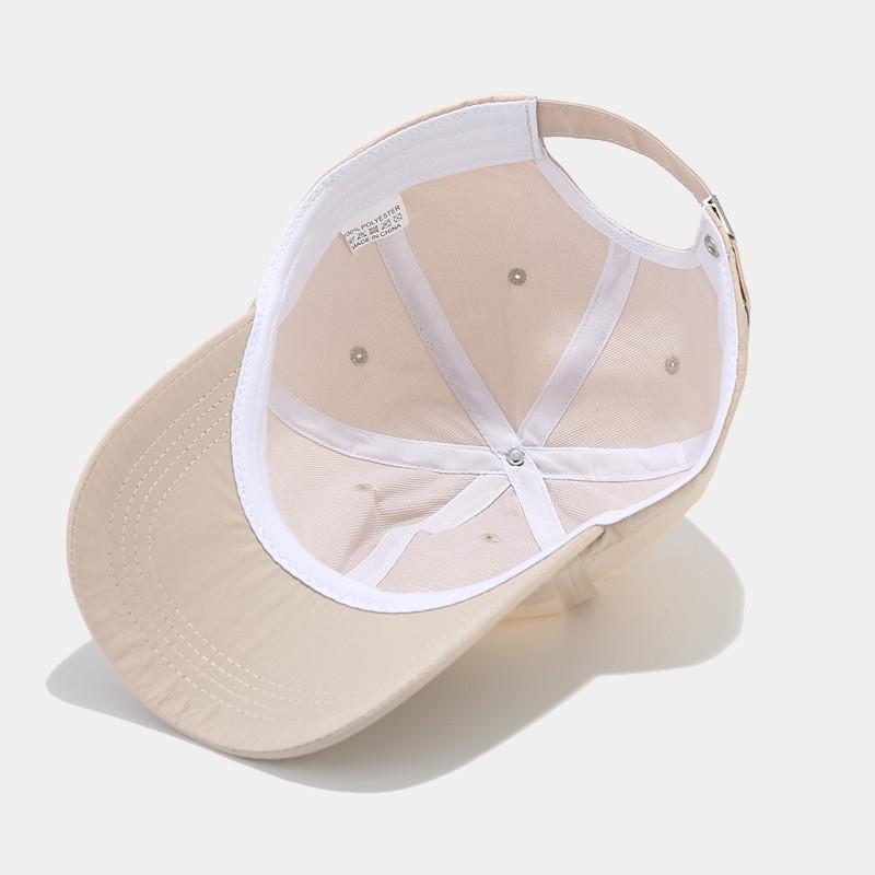 Breathable Waterproof Baseball Cap With Adjustable Fit For Outdoor Activities