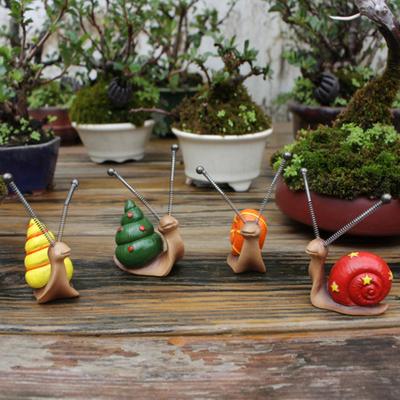 4Pcs Colorful Snail Figurine Spring Tentacles Snail Statue Resin Animal Sculpture Outdoor Garden Lawn Yard Flower Pot Decoration Ornament
